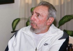 Castro'ya Nike giydirdiler