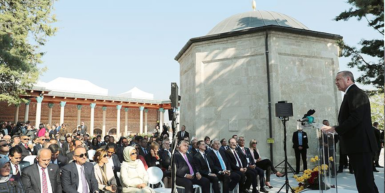 Gül Baba Türbesi'ne iki uluslar arası ödül