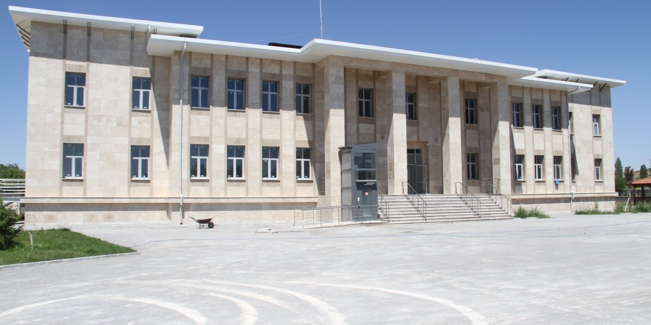 Beyşehir Emniyeti yeni bina için gün sayıyor