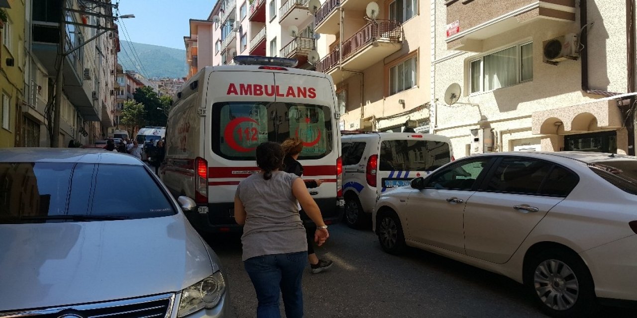 Sevgilisini bıçakla yaralayan evli sanığın cezası belli oldu