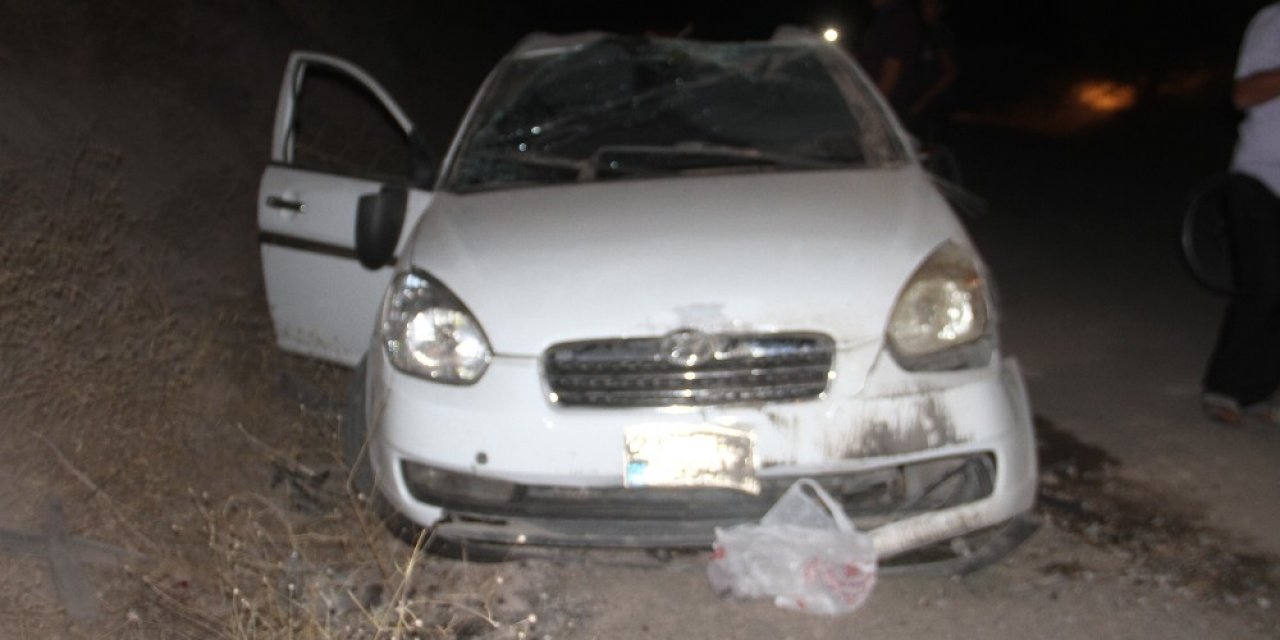 Takla atan otomobilde 4 kişi yaralandı