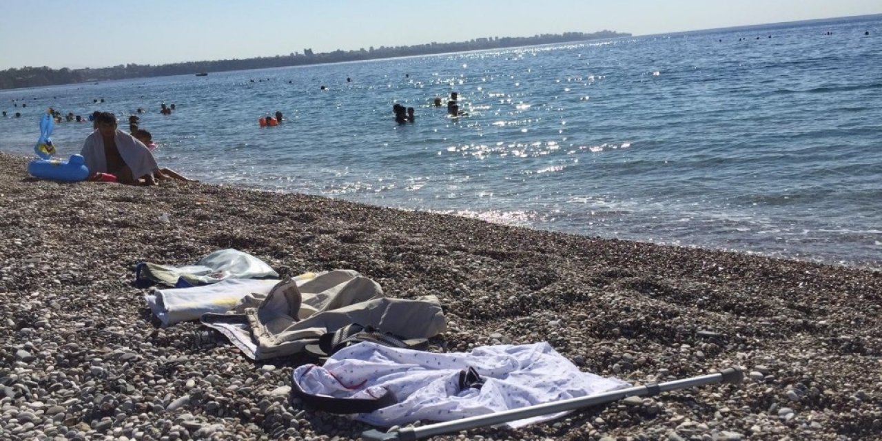 Geriye bastonu ve kıyafetleri kaldı! 85 yaşındaki adam denizden çıkamadı