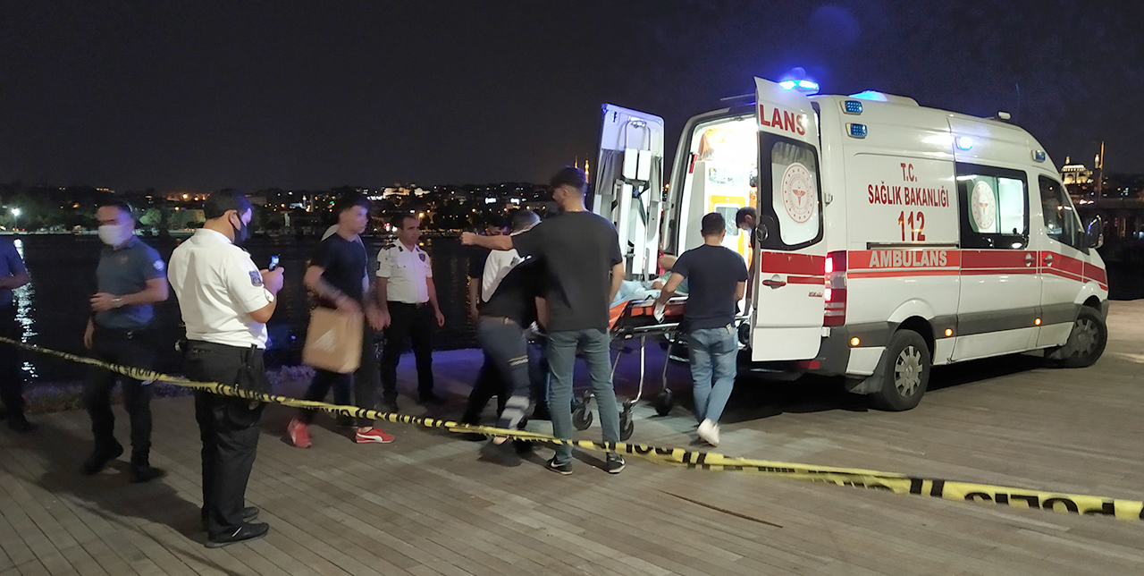 İstanbul'da hareketli dakikalar! Karaköy sahilindeki silahlı kavgada 1 kişi yaralandı