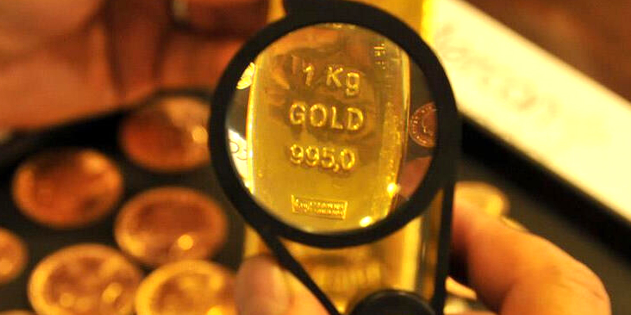 Altın fiyatı düşmeye devam ediyor! Kilogramı 471 bin 650 liraya geriledi