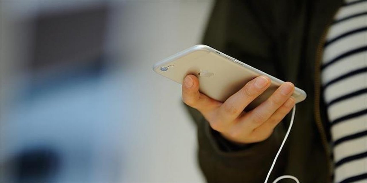 Kendilerini polis olarak tanıtan dolandırıcıları jandarma suçüstü yakaladı