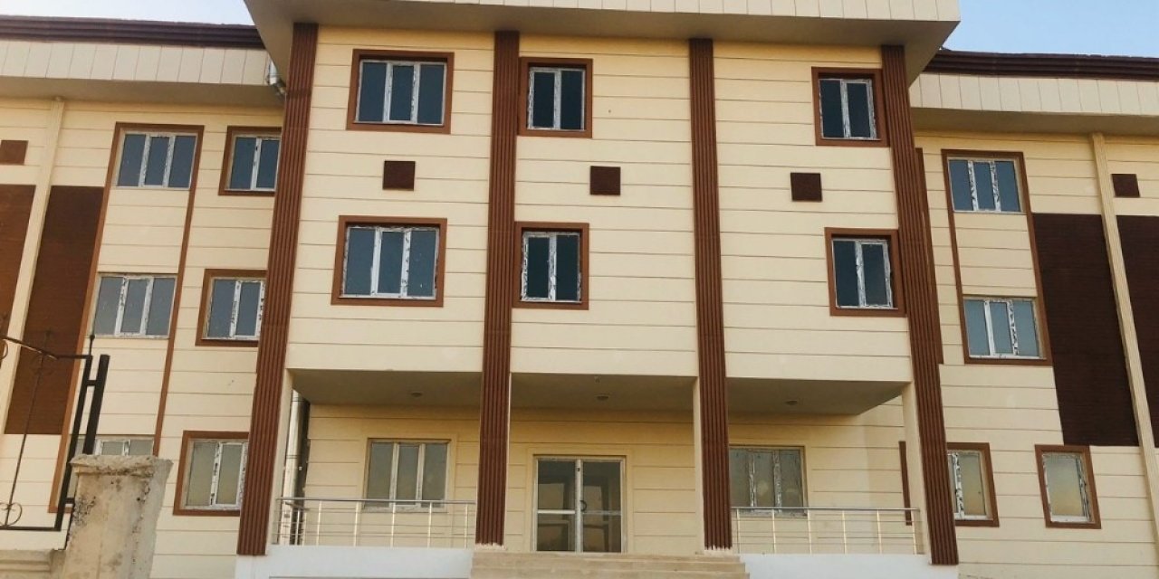 Yapımı devam eden kız yurdunda hırsızlığa 2 tutuklama