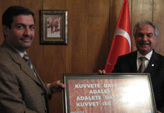 Konya için çalışanın yanında