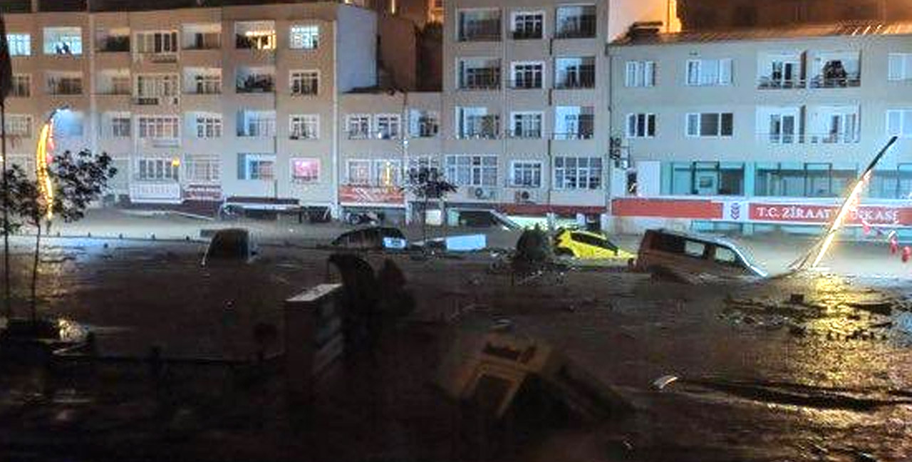 Giresun'da taşkın can aldı! Mahsur kalanlar var