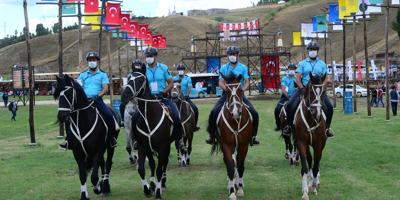 Nevşehir'in atlı birlikleri Malazgirt Zaferi etkinliklerinde