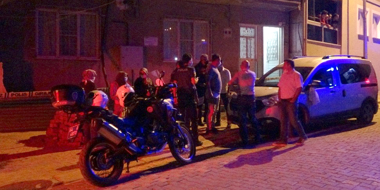 Abi kardeş kavgası kanlı bitti! Bacağından vurulan 54 yaşındaki adam öldü