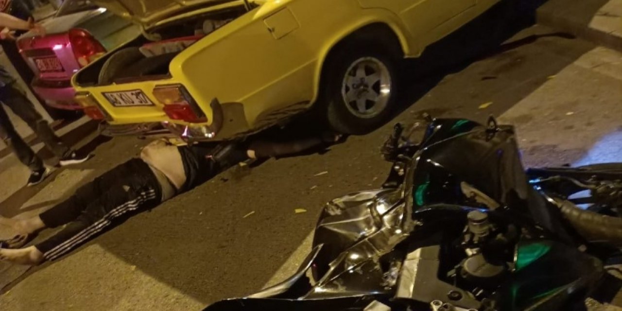 Viraji alamayan kasksız motosiklet sürücüsü feci şekilde can verdi