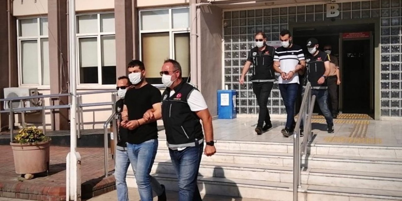 Aydın'da 2 üniversite öğrencisi uyuşturucu satmak suçundan tutuklandı