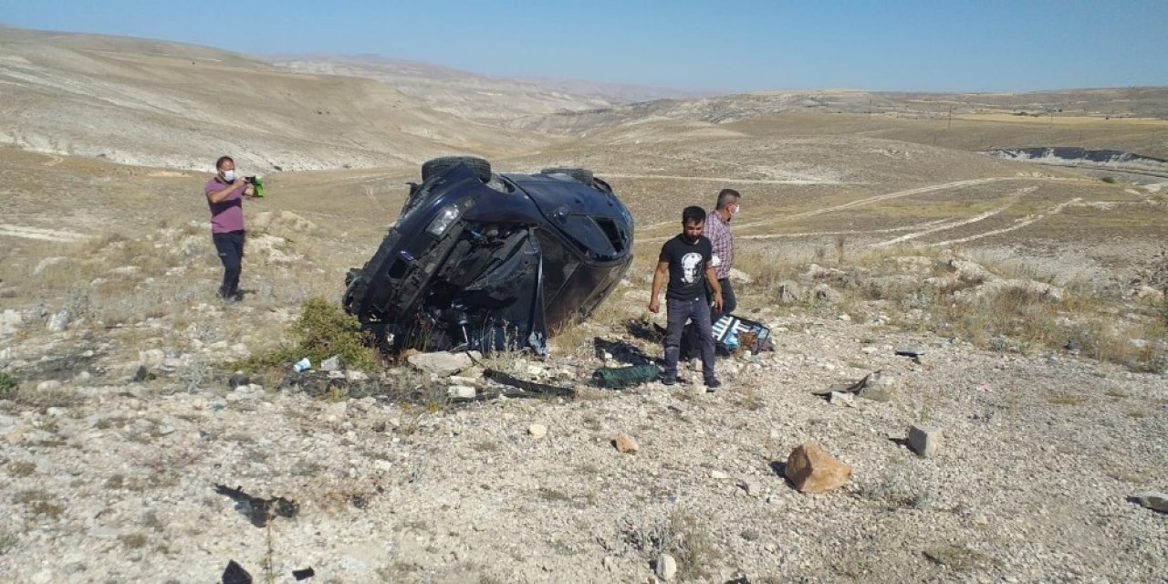 Sivas'ta trafik kazası 1 ölü 2 yaralı