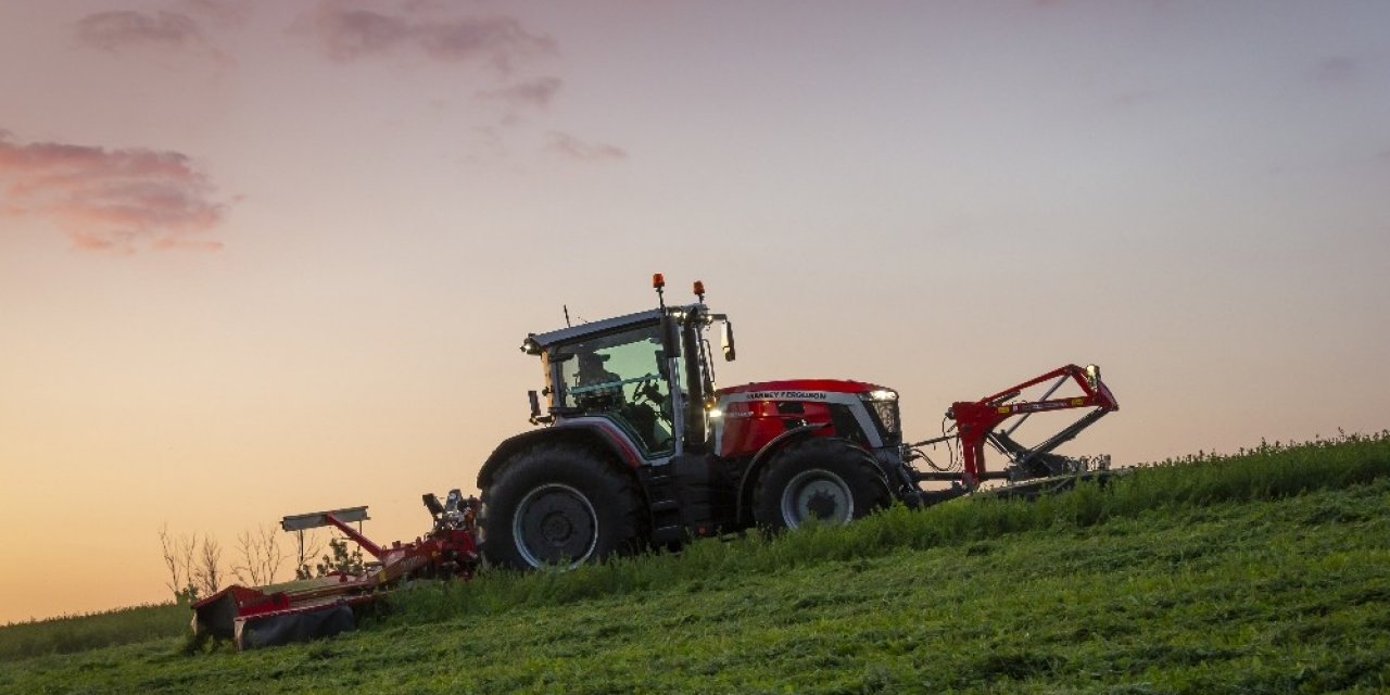 Konya'nın tarlalarını Massey Ferguson süsleyecek! Siparişleri aldılar