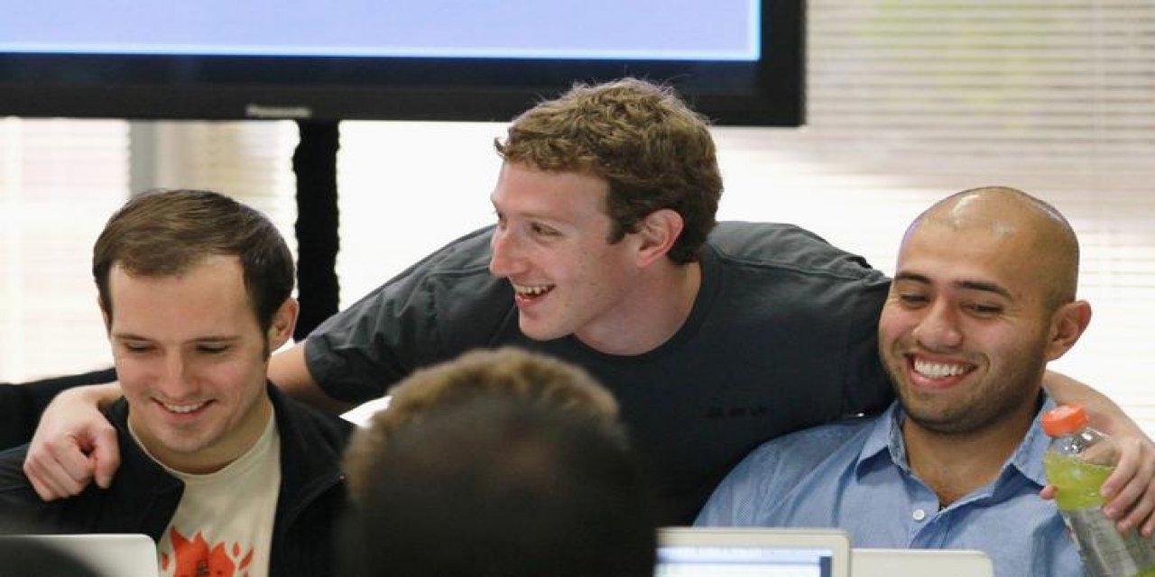Çok merak edilen sorunun cevabı geldi! Facebook çalışanlarının maaşları açıklandı
