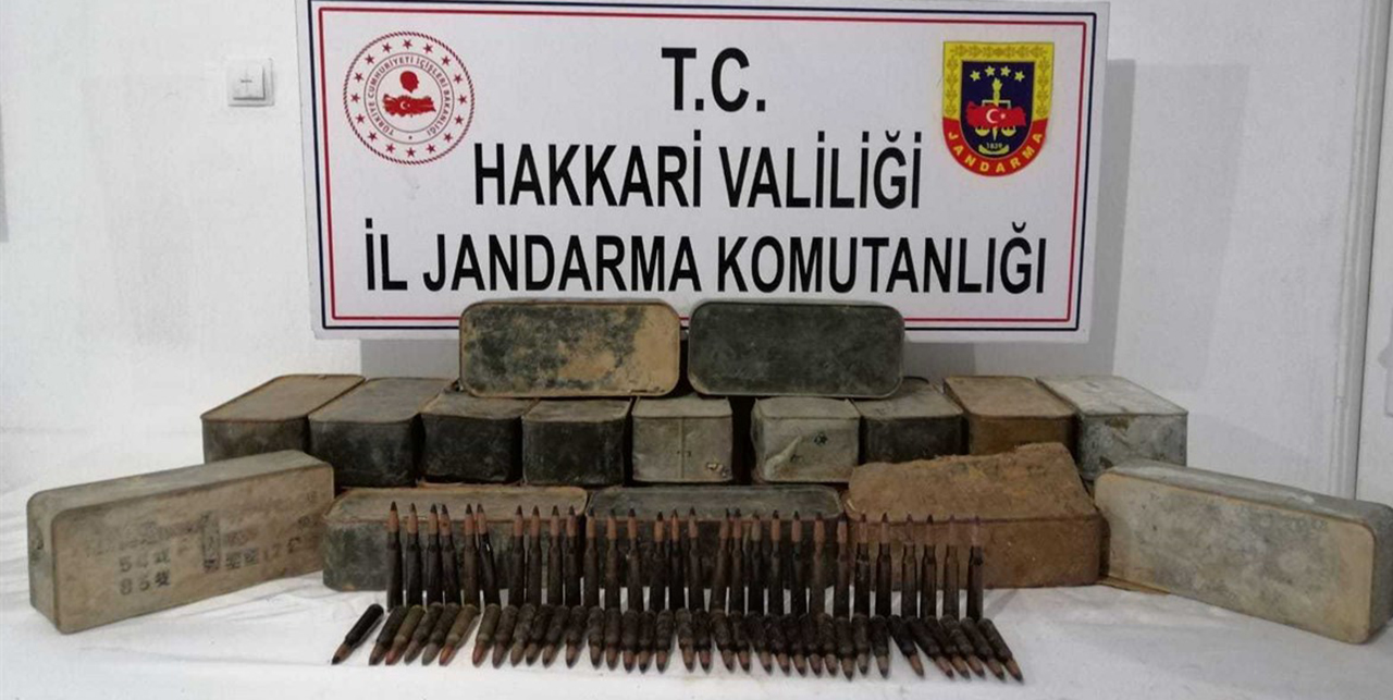 Yıldırım-2 Cilo Operasyonu'nda PKK sığınağında çok sayıda uçaksavar ele geçirildi