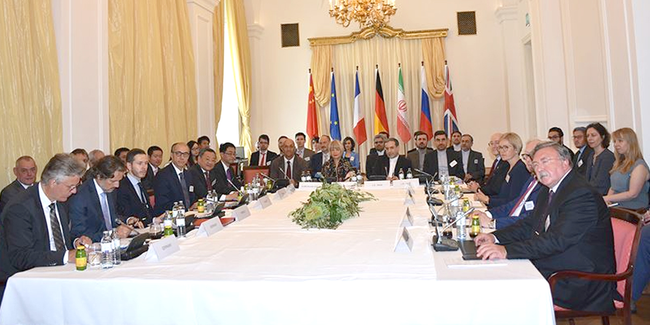 ABD'nin İran'a yönelik BM yaptırımlarını geri getirme talebi reddedildi