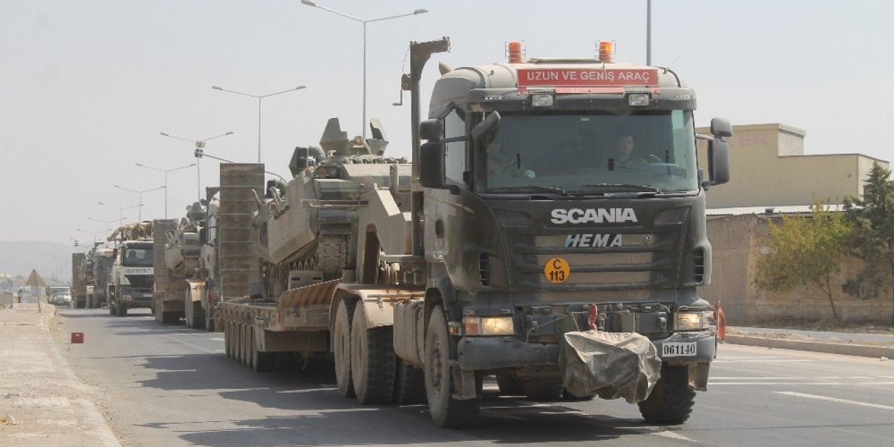 Türk Silahlı Kuvvetleri Suriye sınırındaki tankları Yunanistan sınırına kaydırıyor