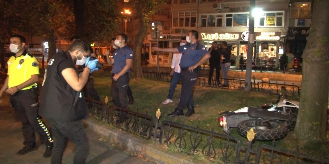 ’Dur’ ihtarına uymayan silahlı motosikletli kaza yaptı! Şahıs ateş ederek kayıplara karıştı