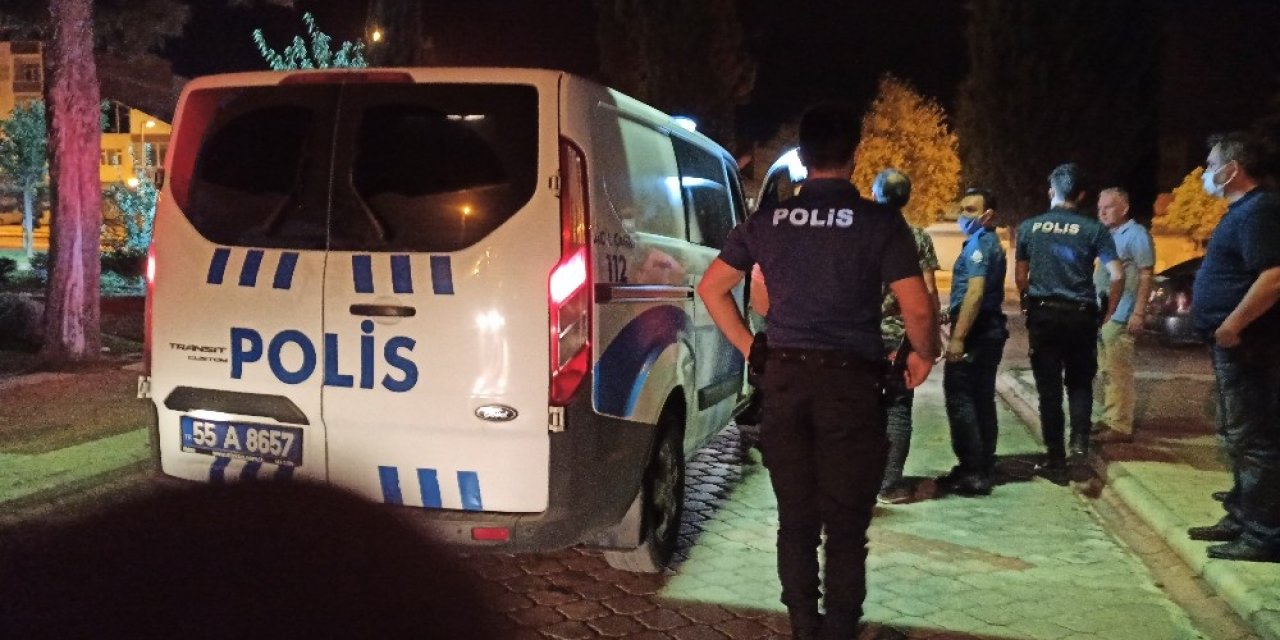 Bafra'da kız arkadaşın intihar ihbarı polisi alarma geçirdi! 20 yaşındaki genç mezarlıkta bulundu