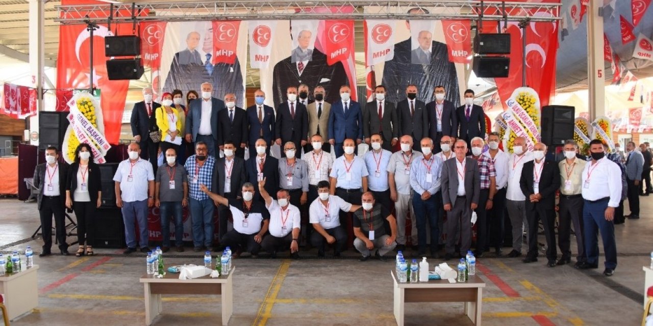 MHP İlçe Başkanı Mehmet Akın güven tazeledi