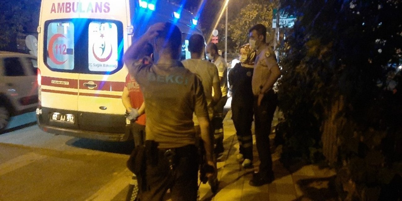 Yol kenarında hareketsiz yatan şahıs bekçileri alarma geçirdi