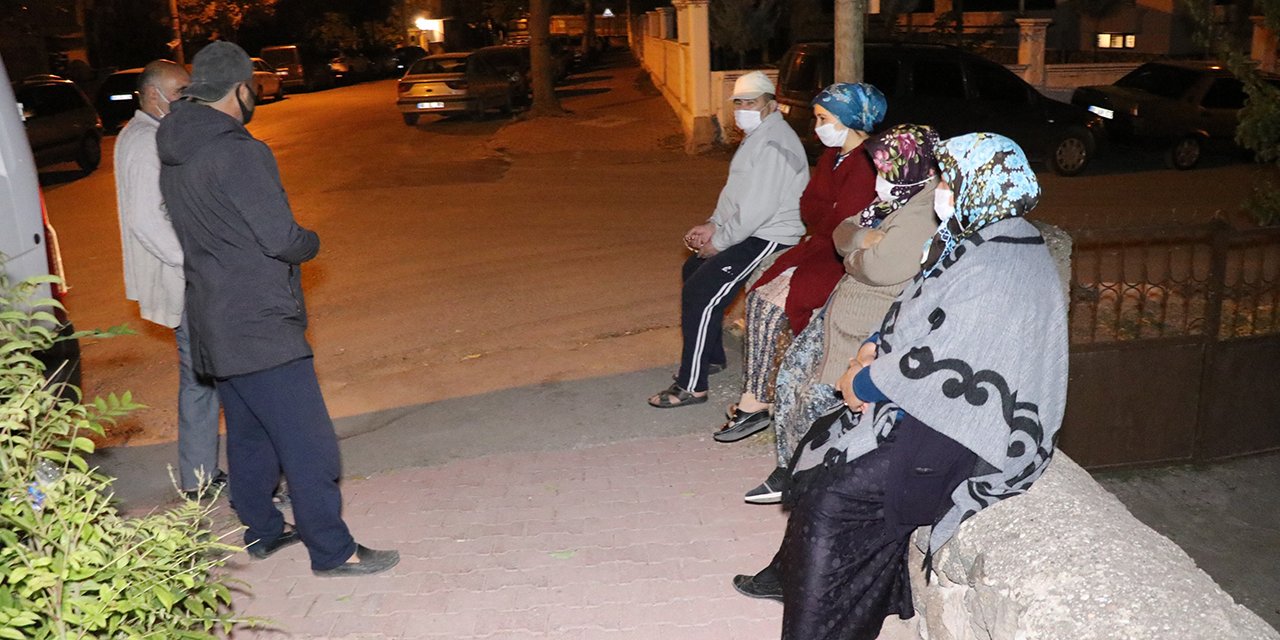 Aksaray’da hastanede deprem paniği! Hasta ve yakınları dışarıya koştu
