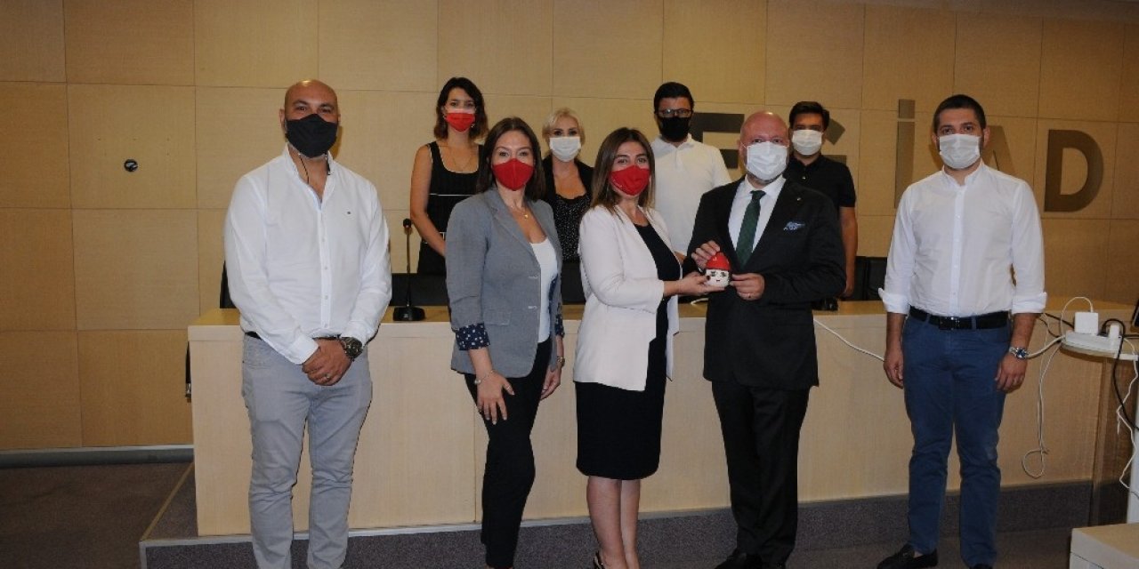 "Sürdürülebilir bir kalkınma için kadınların mutlaka iş gücüne katılması şart"