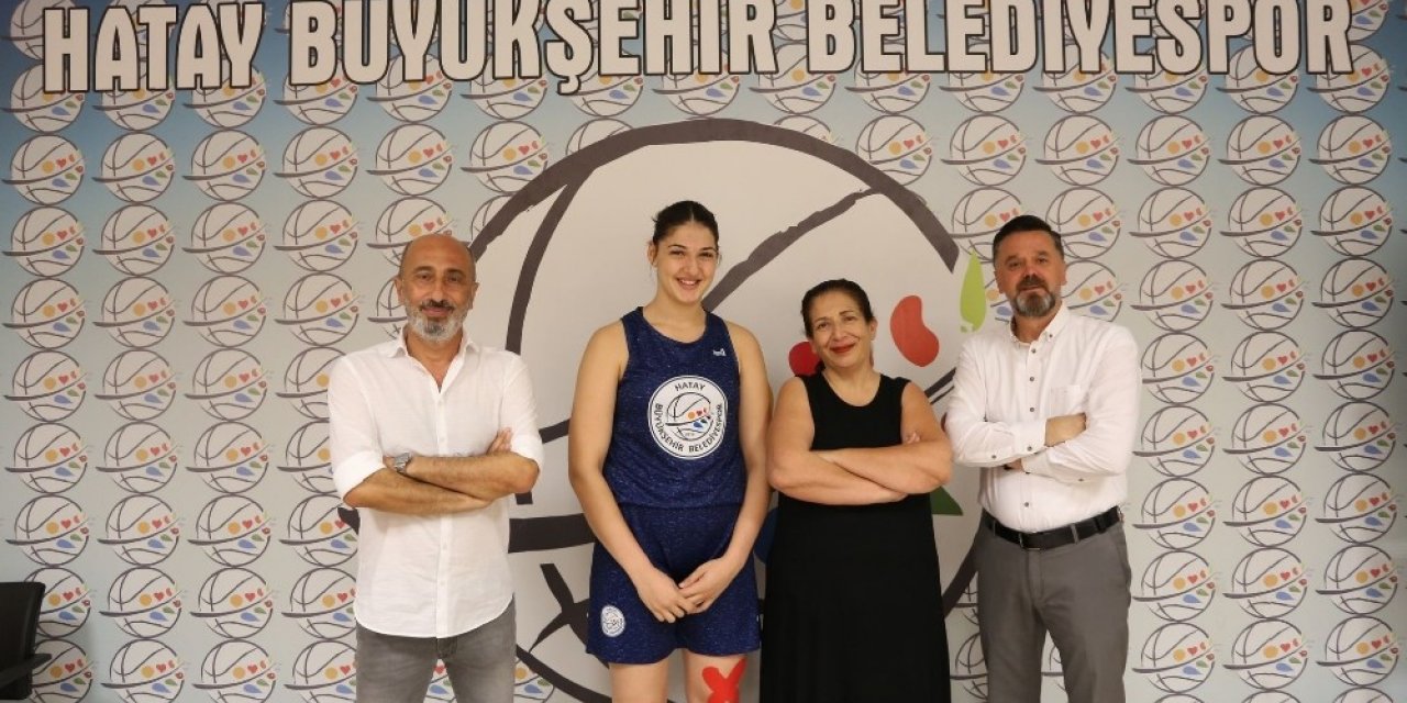Hatay Büyükşehir Belediyespor, İdal Yavuz ile 5 yıllık sözleşme imzaladı