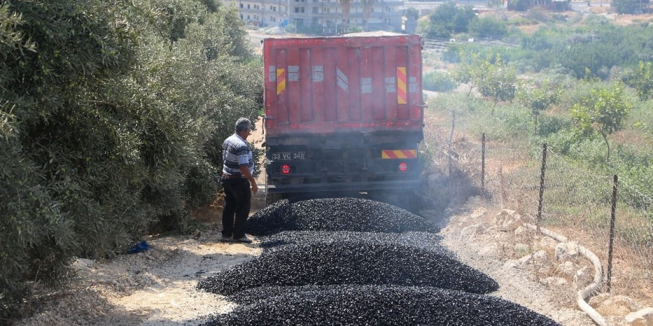 Erdemli Belediyesi, asfaltı kendi tesislerinde üretiyor