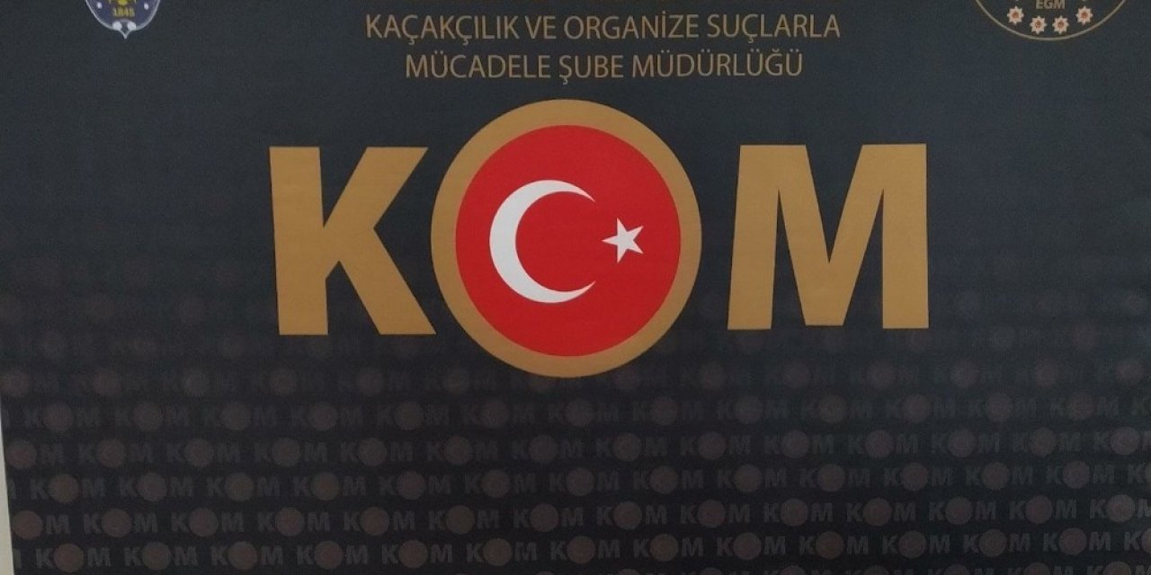 Sivas’ta 60 bin TL değerinde 141gümrük kaçağı kol saati ele geçirildi