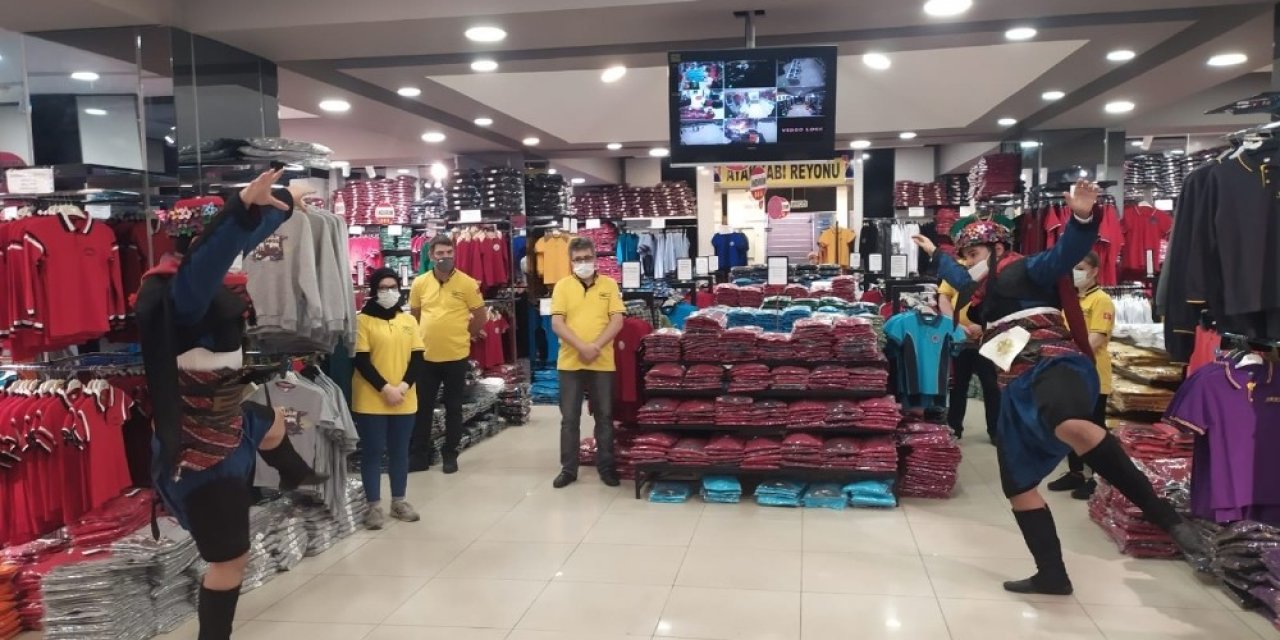 Yöresel oyunla derdini anlattı