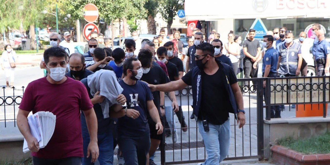 Kuşadası’nda hırsızlık çetesine operasyon
