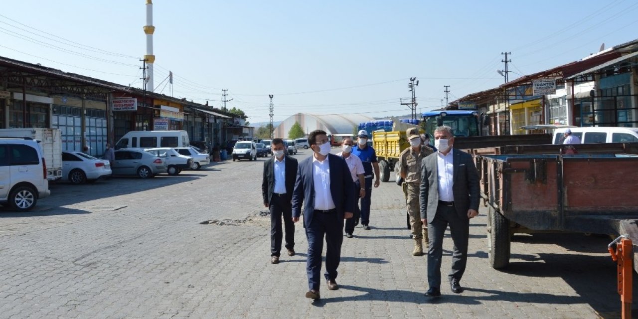 Başkan Özdemir: “Maskenizi takın ve fiziksel mesafeye dikkat edin”