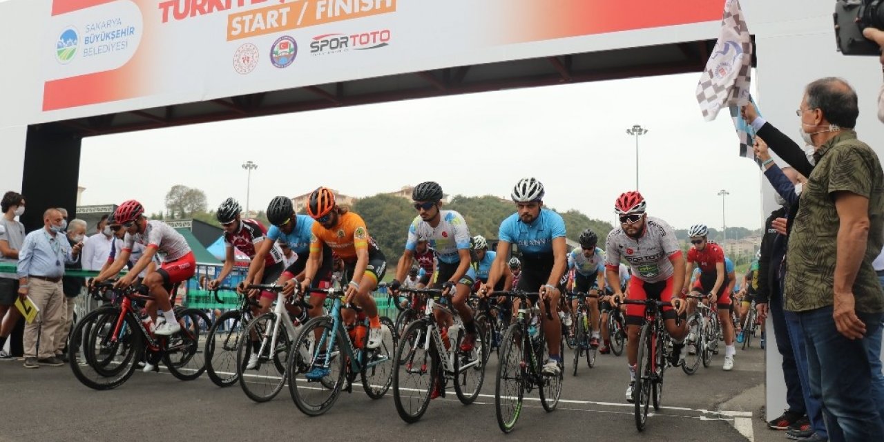 Yol Bisikleti Türkiye Şampiyonası ‘Yol Yarışı’ etabı başladı