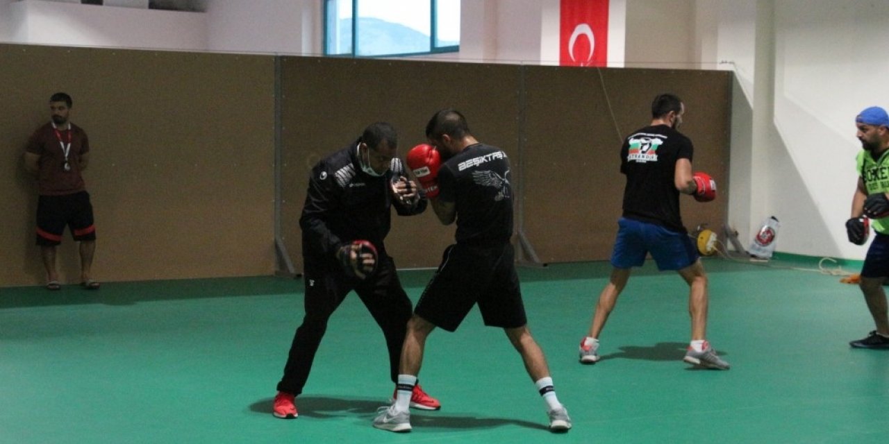 İngiliz Boks Milli Takımı Çankırı kampını tamamladı
