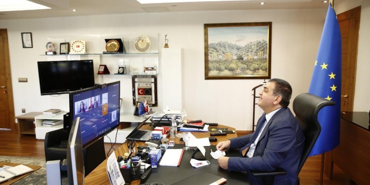 Dışişleri Bakan Yardımcısı Kaymakcı, Jean Monnet bursiyer adaylarıyla buluştu