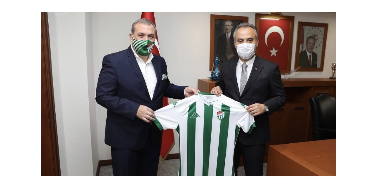 Bursaspor, Büyükşehir Belediye Başkanı Alinur Aktaş’ı ziyaret etti