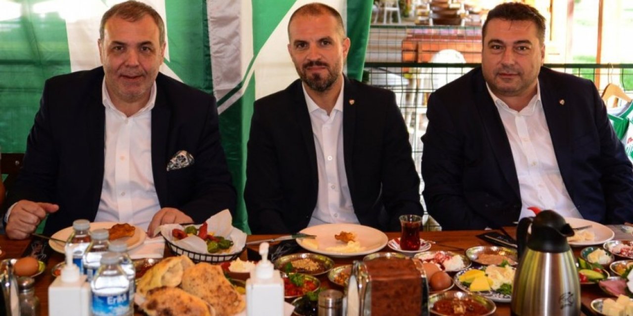 Bursaspor kahvaltıda bir araya geldi
