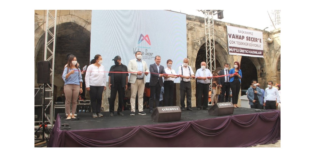 Taşhan Kadın Üreticiler Pazarı açıldı