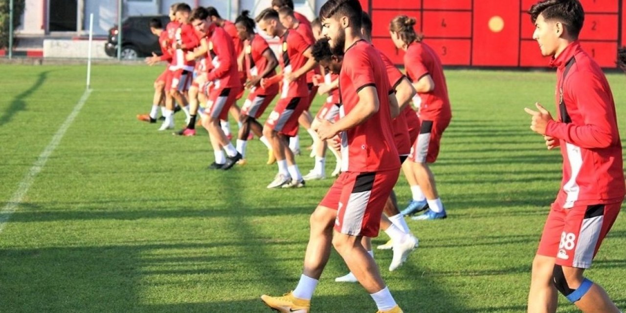 Eskişehirspor’un genç oyuncuları gözünü Altay’a dikti