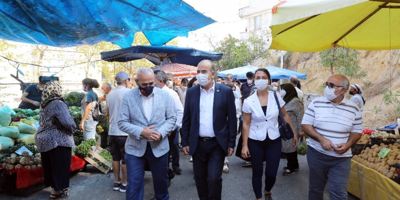 Türkyılmaz’dan cuma pazarına ziyaret