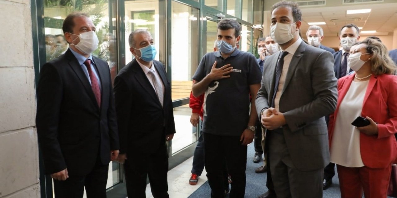 HKÜ Selçuk Bayraktar’ı ağırladı