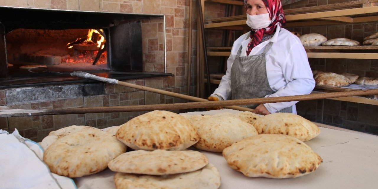 60 yaşında kendi işini kurdu, iş yerinde komşularını istihdam etti