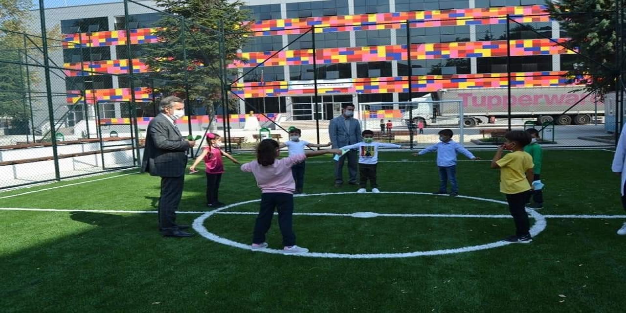 Milli Eğitim Müdürü Yiğit’ten miniklere ziyaret