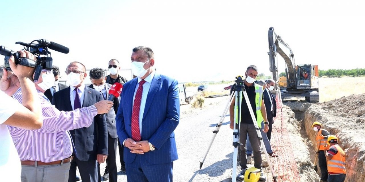 Başkan Gürkan, kanalizasyon çalışmalarını yerinde inceledi