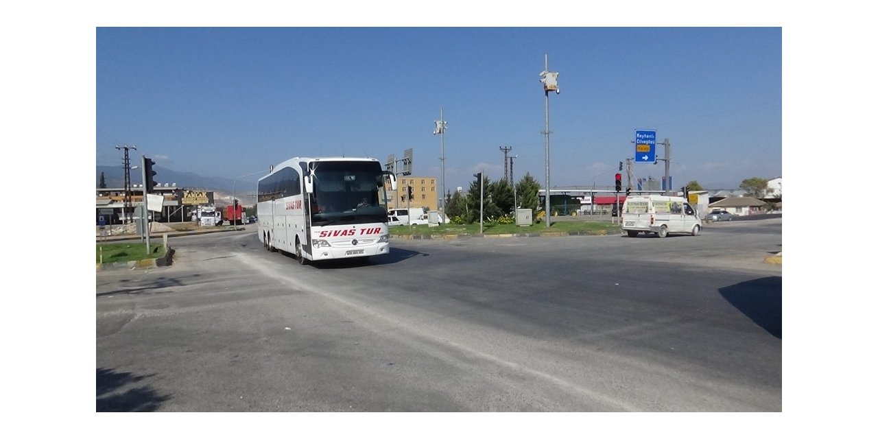 Sınırdaki birliklere askeri personel sevkiyatı