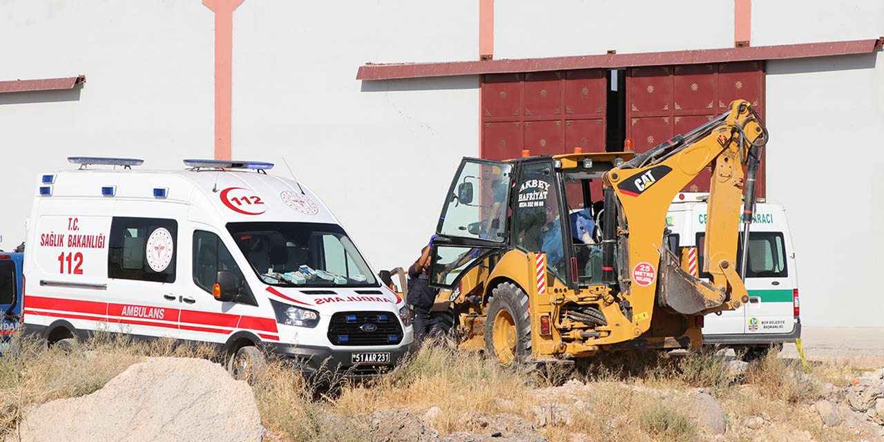 Silahlı saldırıya uğrayan kepçe operatörü öldü