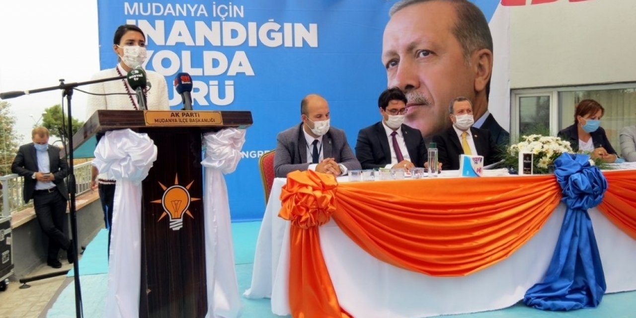 Ak Parti Mudanya’da İnci Söğütlü güven tazeledi
