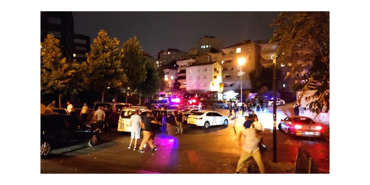 Şişli’de bir kişiyi gözaltına alan polis ekiplerine balkondan ateş açıldı